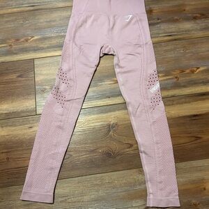 Women’s Size Small Pink GymShark Leggings